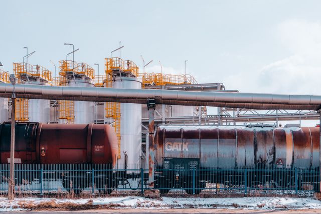 Midstream Licensing & Tariff Regulation