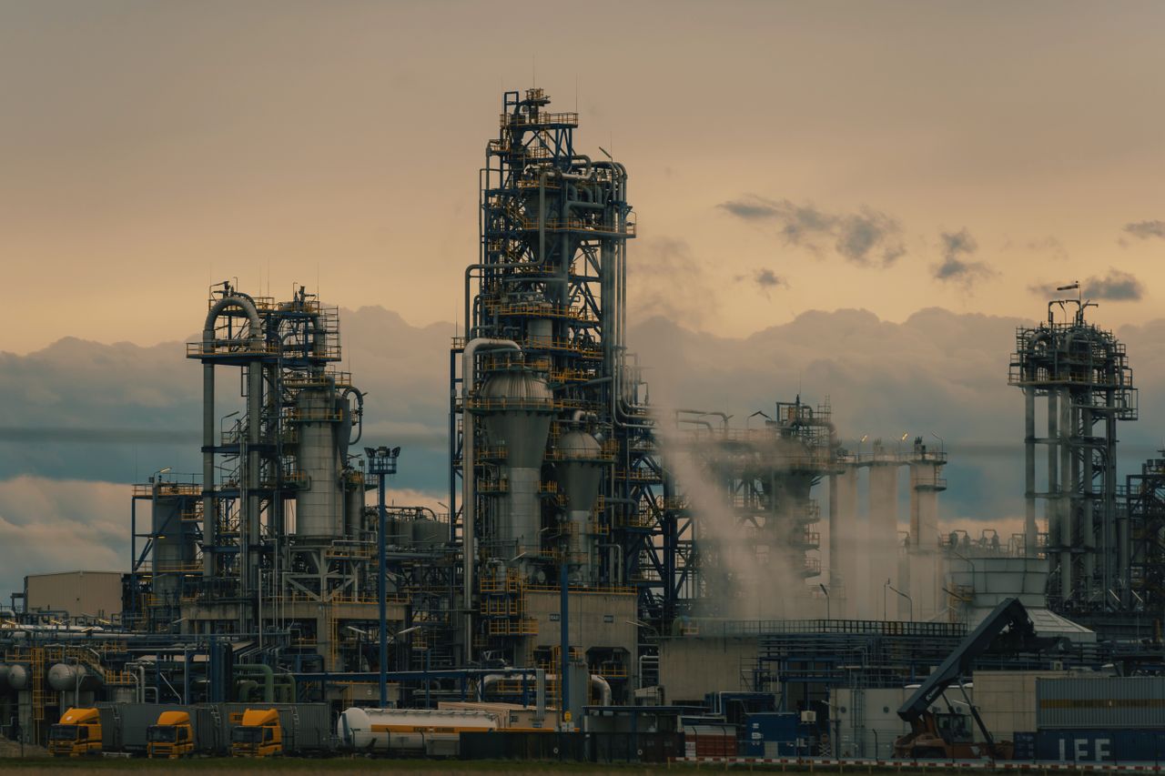 Field & Asset Economics